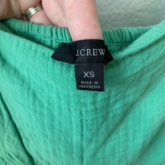 Adorable Green J.Crew Dress with Pockets! - Picture 2 of 6